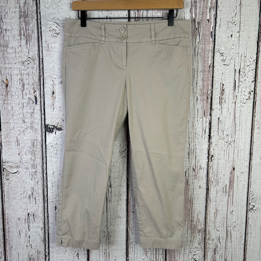 LOFT Petites Size 4P Original Crop Pant Khaki Beige Low Rise Capri Dressy‎ Pants